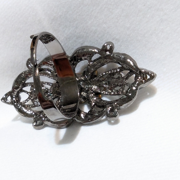 Vintage Elegant Chocolate and Iridescent Gemstone Statement Ring - Picture 5 of 6